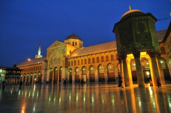 Masjid Umayyad (Damaskus Syria)  * AZI ACHMAD